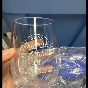 “Friends are like stars” new wine glass